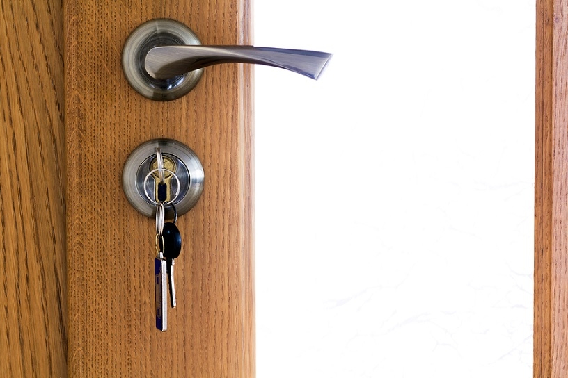 A Yale front door lock.