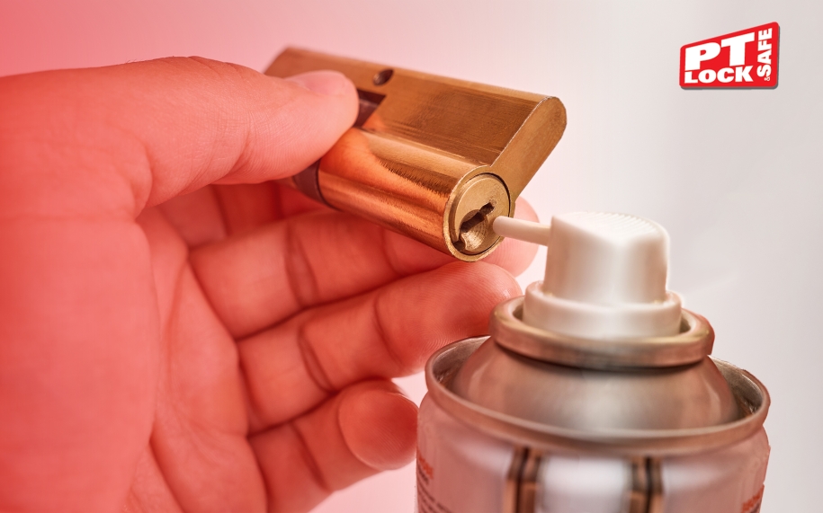 How to Lubricate a Cylinder Lock