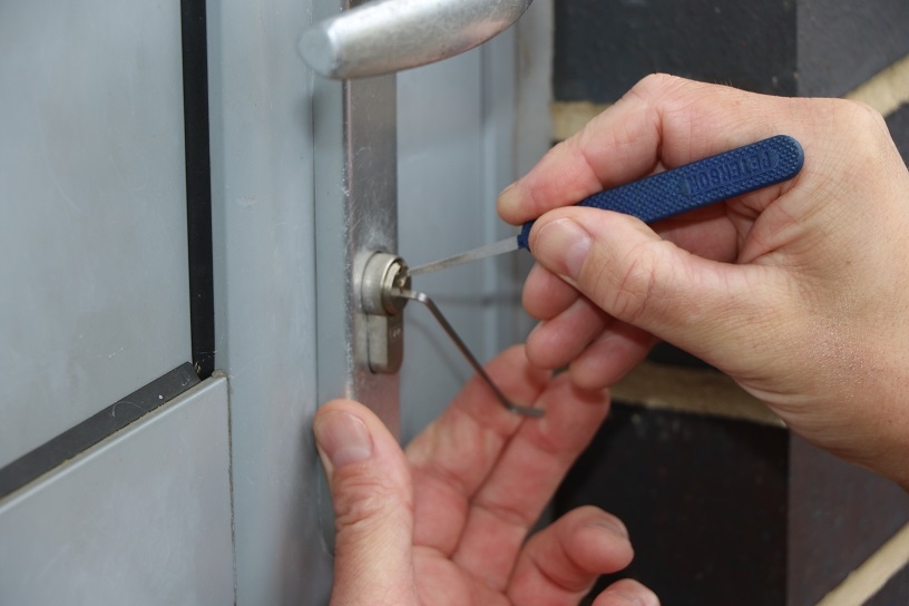 lockpicking